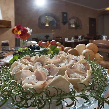 Ada Nada Agriturismo Bauernhof Treiso